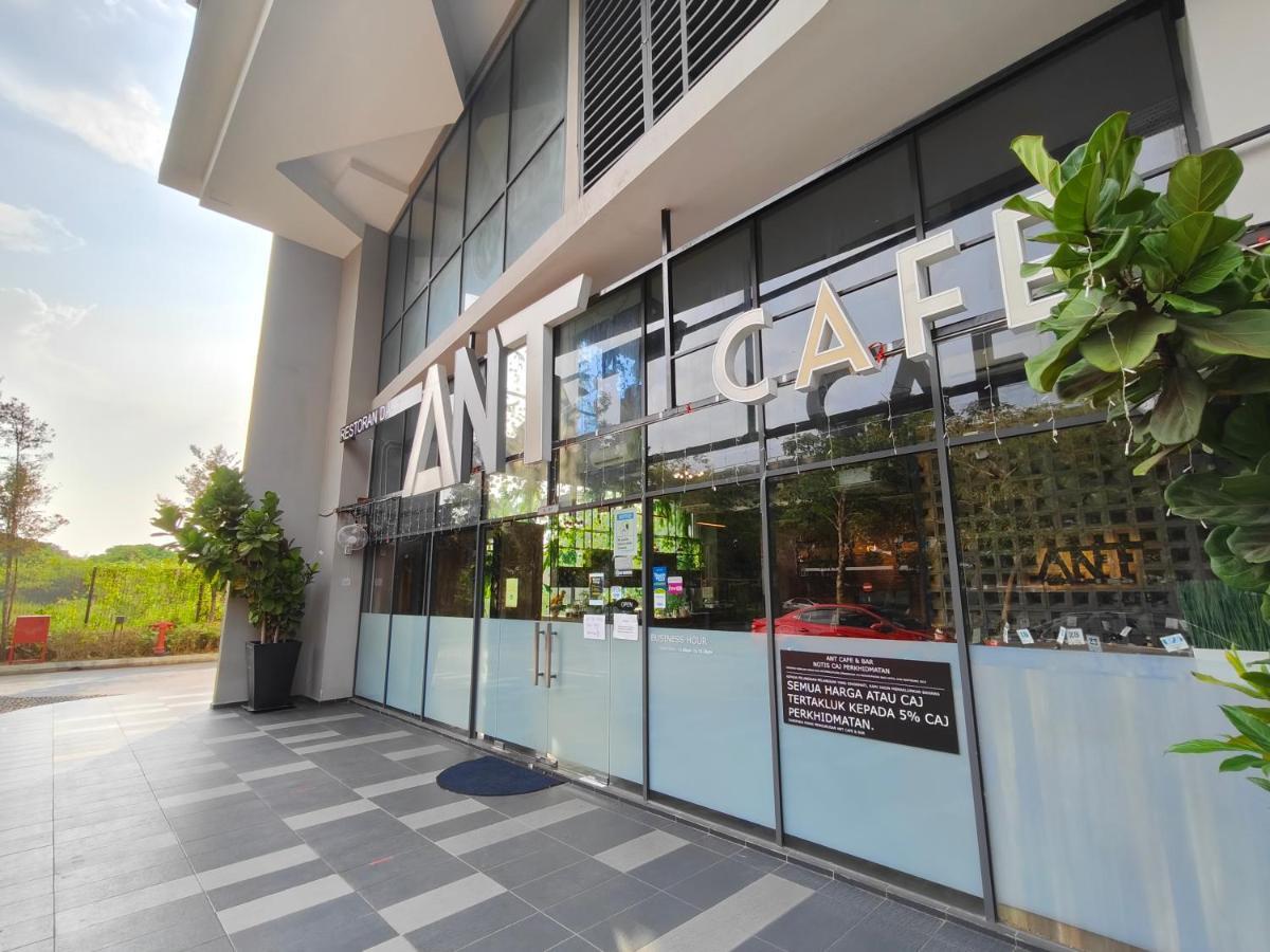 Midvalley Luxury Maxine Apartment *