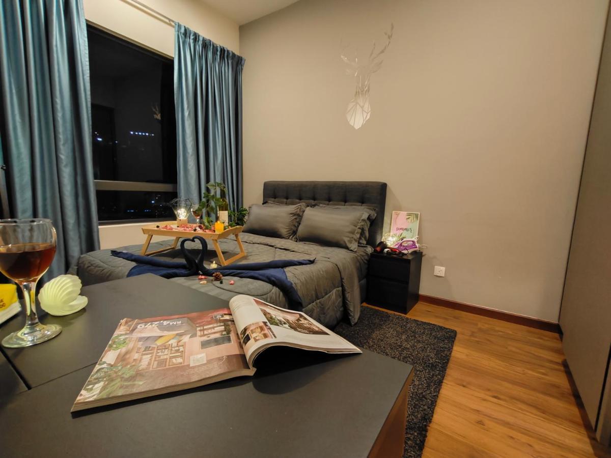 Apartment Midvalley Luxury Maxine