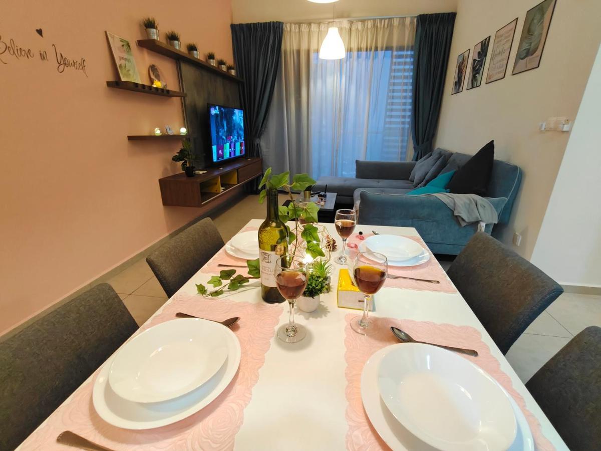 Midvalley Luxury Maxine Apartment Kuala Lumpur